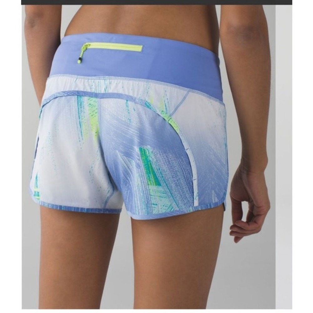 Lululemon Split Second Short II Wind Chill White Lullaby Womens 6 Yoga Gym Run - Picture 2 of 10
